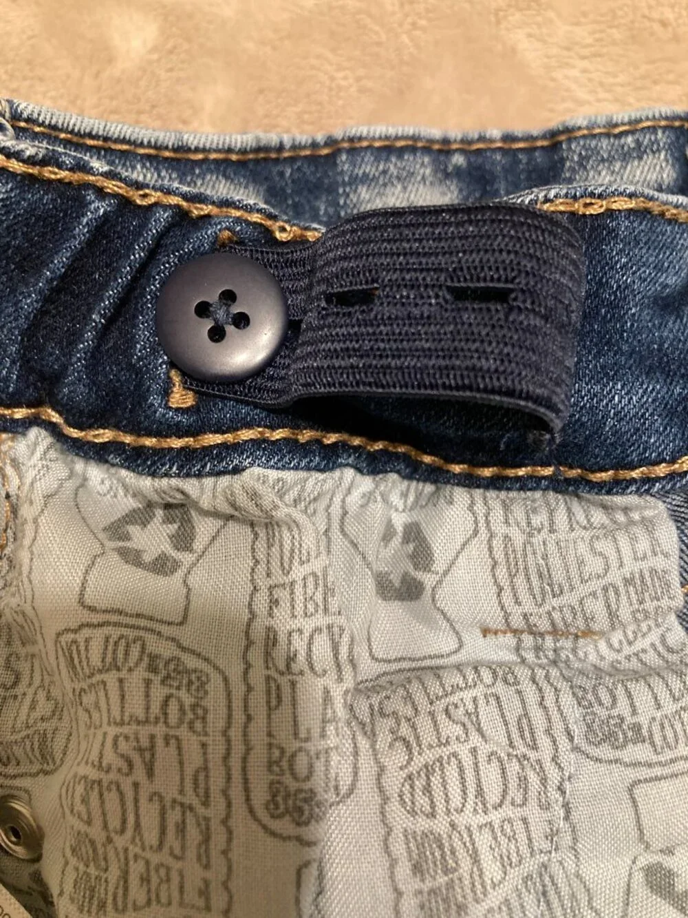 Cat & Jack Girls Denim Jean Shorts Cute Graphics Size S (6/6X) Like New!